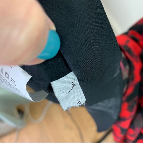 Halston Red/Black Short Sleeve Faux Wrap Dress Sz L - Picture 8 of 10